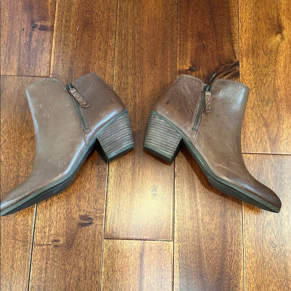 Frye Judith Double Zip Size 9 - Picture 8 of 11